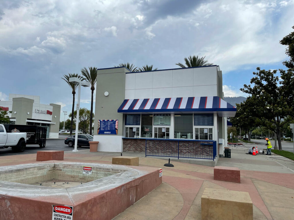 Handles Ice Cream Finished Exterior